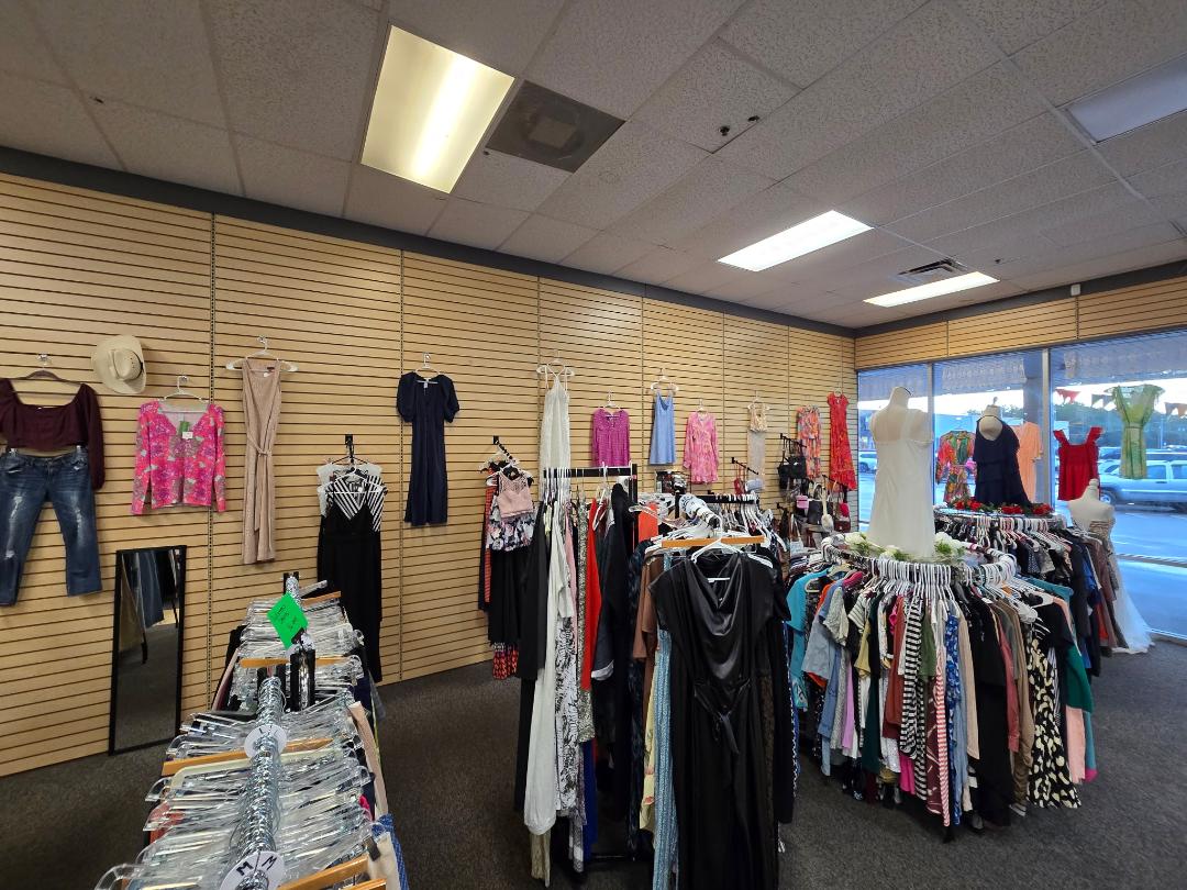 Store pic 4